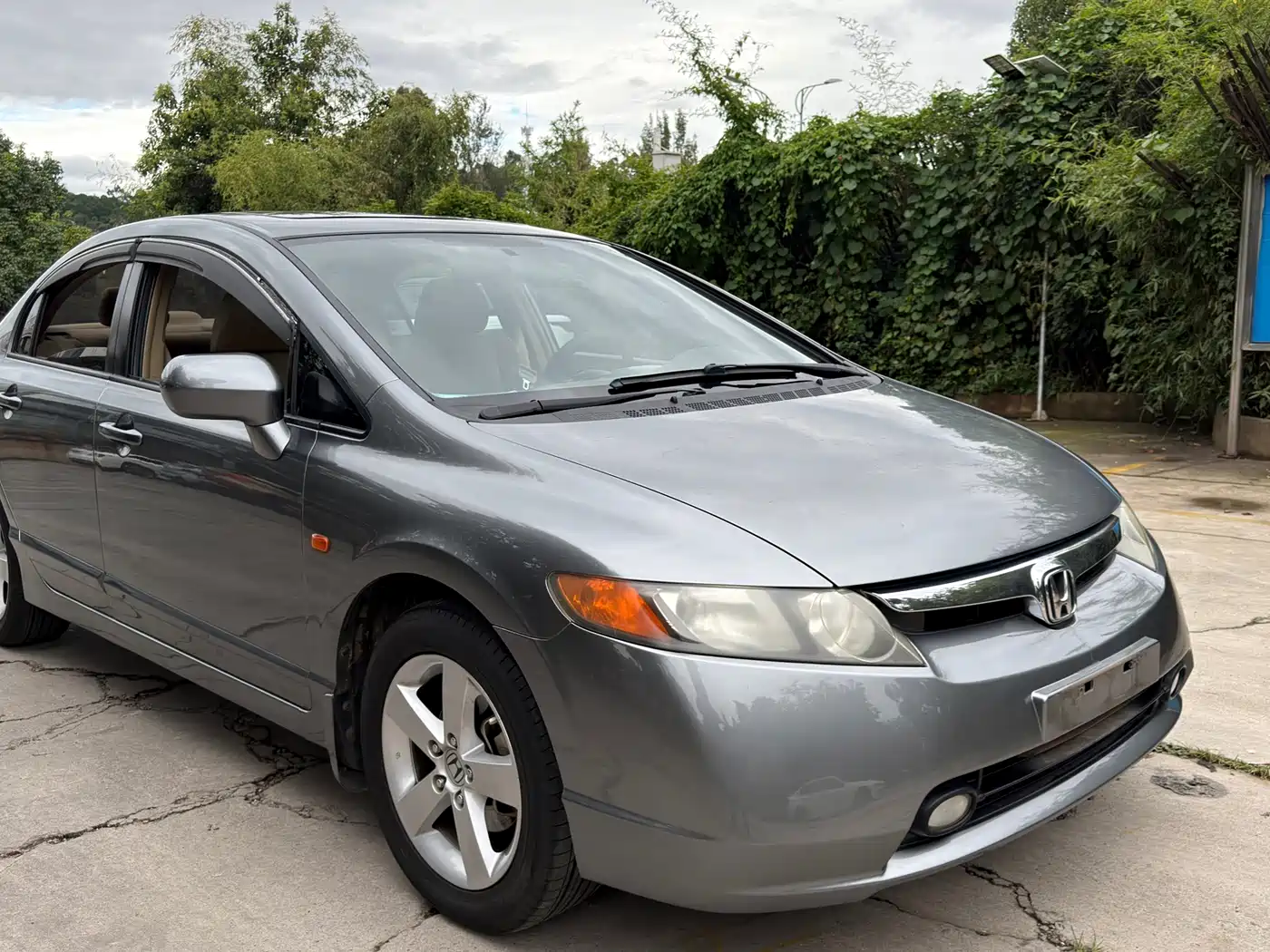 Фото 17 - Honda Civic