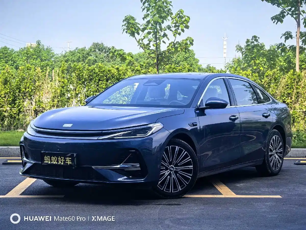 Geely Galaxy Galaxy A7 2025 EM-i