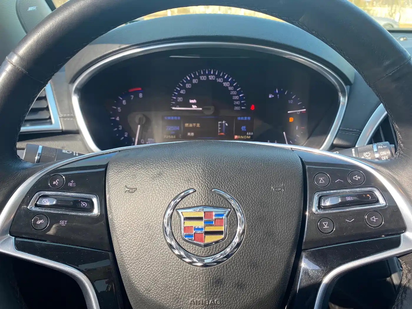 Cadillac SRX 2015 3.0L Comfort фото 12