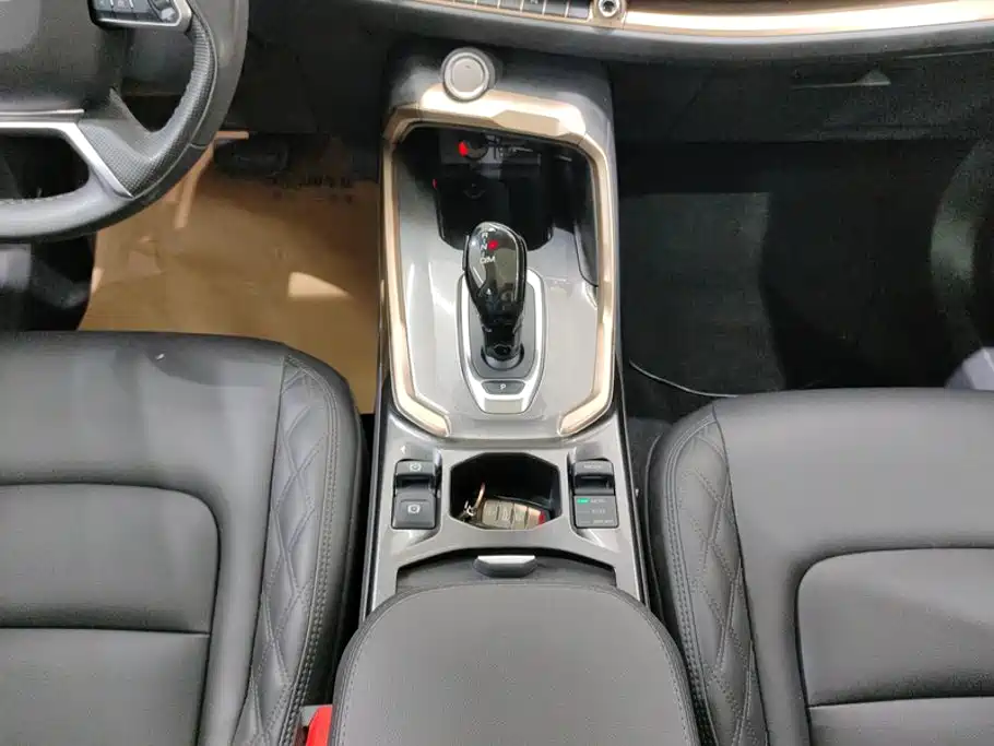 Photo 16 - Haval H6