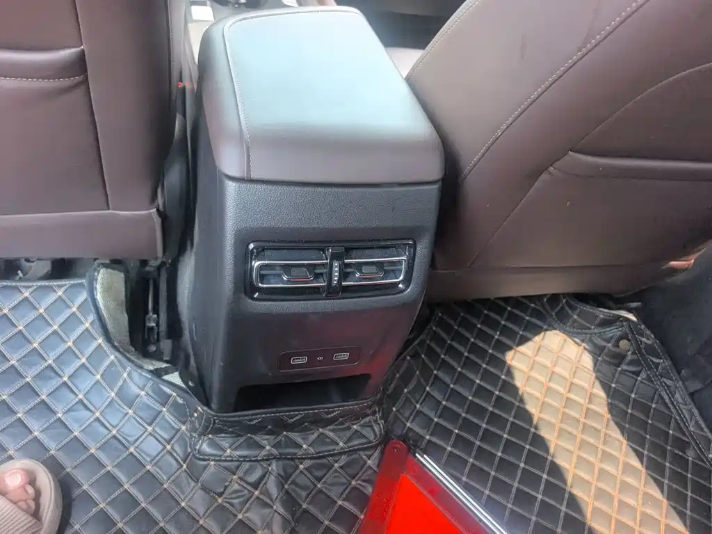 Jetour X90 PLUS 2021 2021 1.6TD DCT Villa 7-Seater