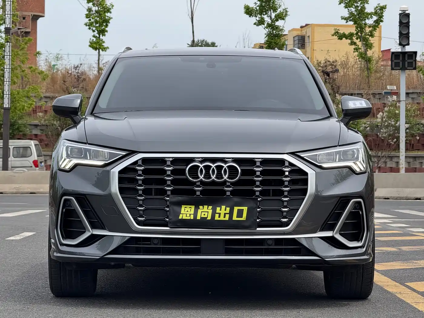 Audi Q3 2022 35 TFSI Fashion Dynamic фото 3