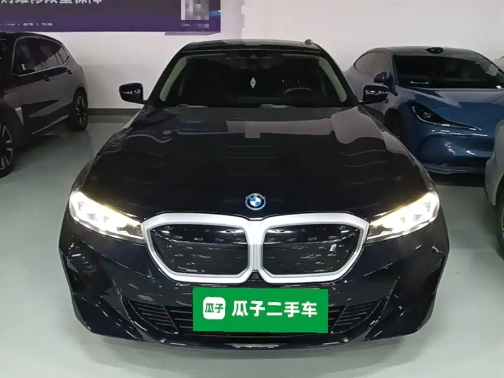 BMW i3 2022 eDrive 35 L фото 3