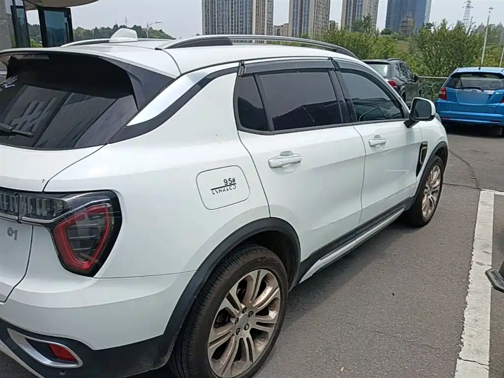 Lynk & Co 01 2017 2.0T 2WD Pro Version фото 7