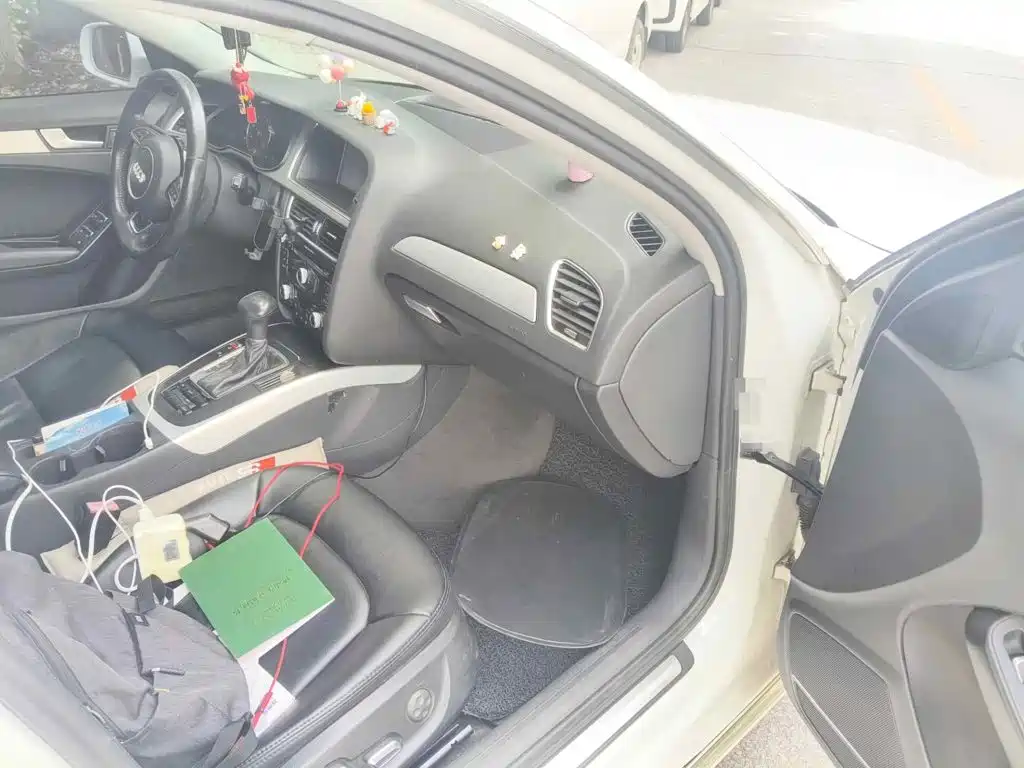 Photo 13 - Audi A4L