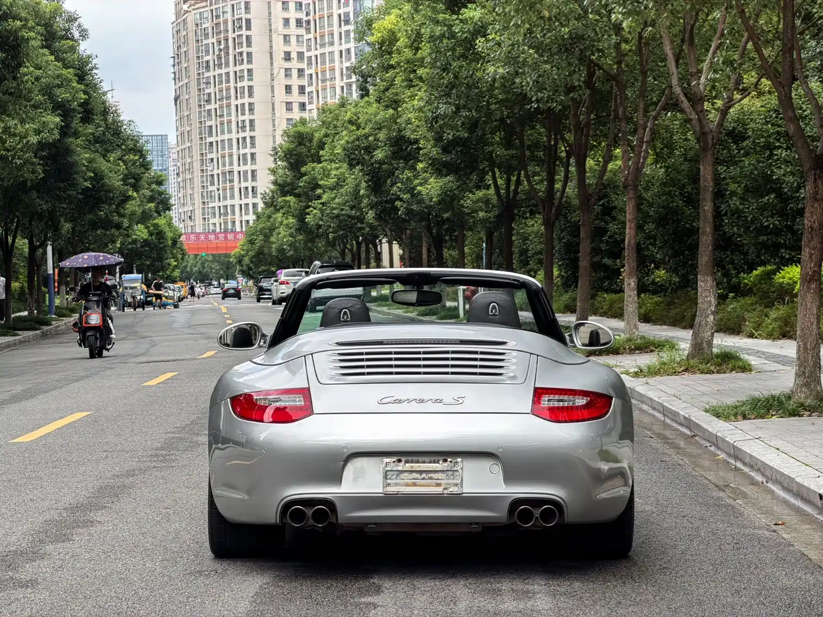 Photo 13 - Porsche 911