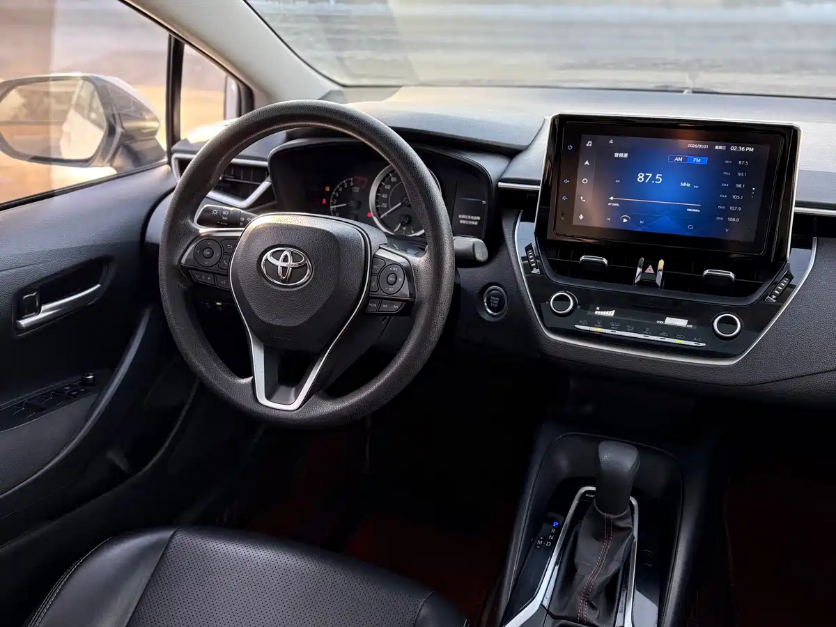 Toyota Corolla 2021 1.2T S-CVT Elite PLUS Edition фото 13