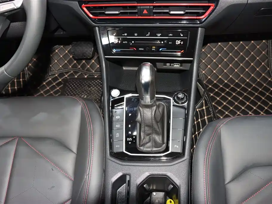 Volkswagen Lavida 2023 Model 300TSI DSG Starlight Leading Edition фото 14