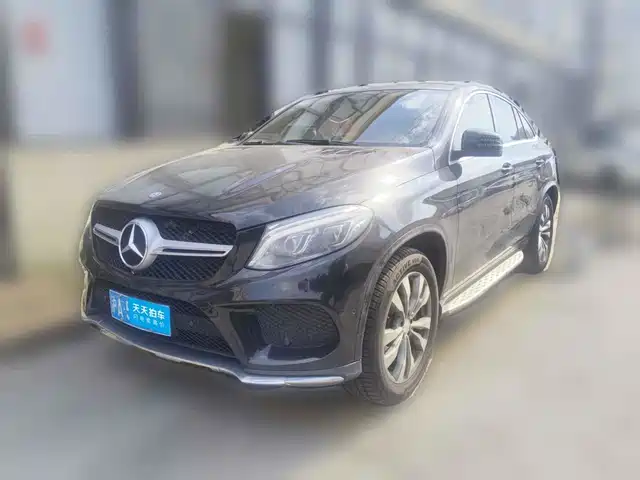 Mercedes-Benz GLE Coupe 2015 GLE 400 4MATIC Coupe SUV — фото 1