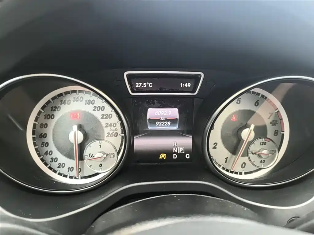 Mercedes-Benz CLA (Import) 2016 CLA 200 Sport фото 11