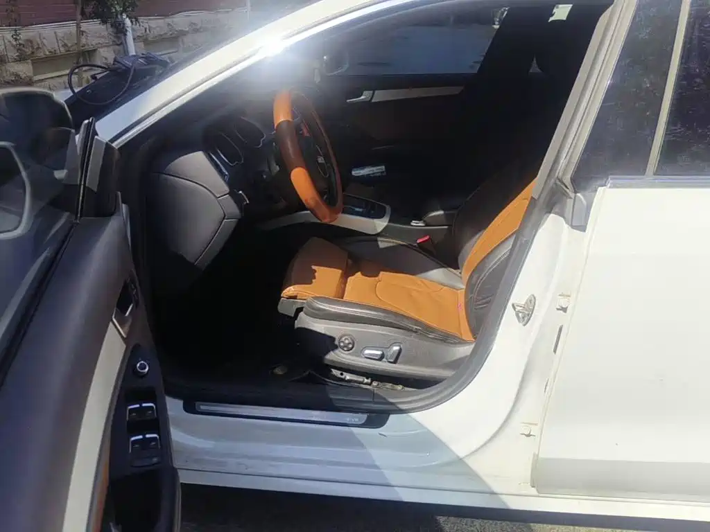 Фото 8 - Audi A5 (Import)