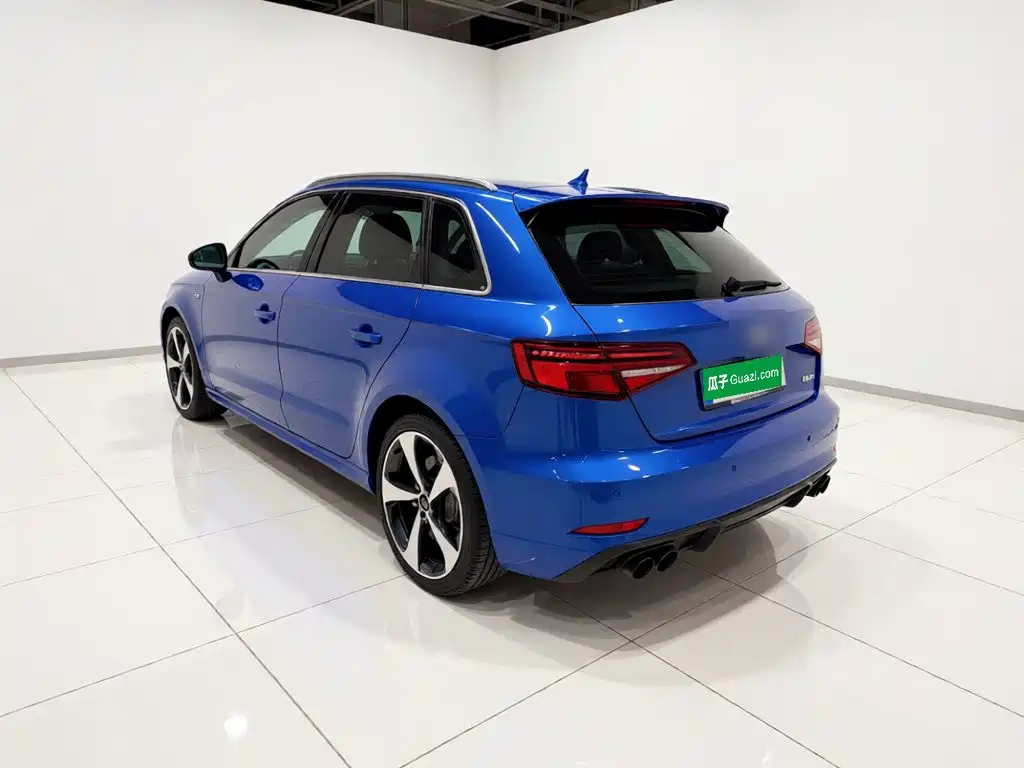 Photo 4 - Audi A3