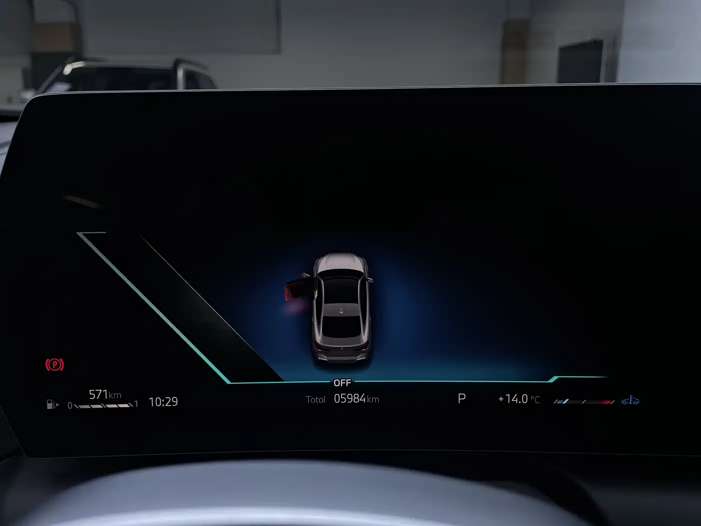 BMW 2 Series 2025 225L M Sport Moonlight Package фото 9