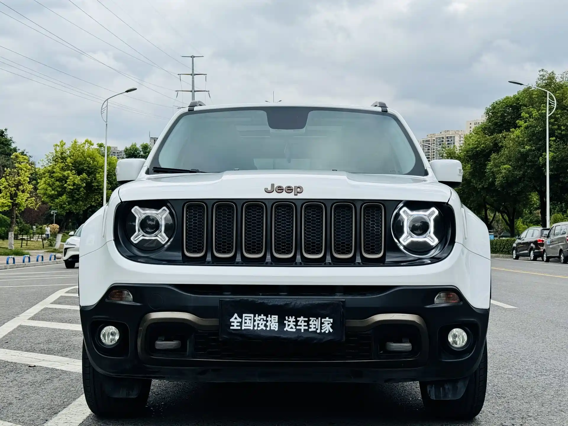 صورة 2 - Jeep Renegade