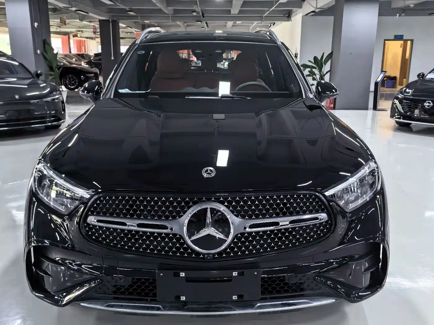 Mercedes-Benz GLC 2025 GLC 300 L 4MATIC Dynamic 5-seater фото 2