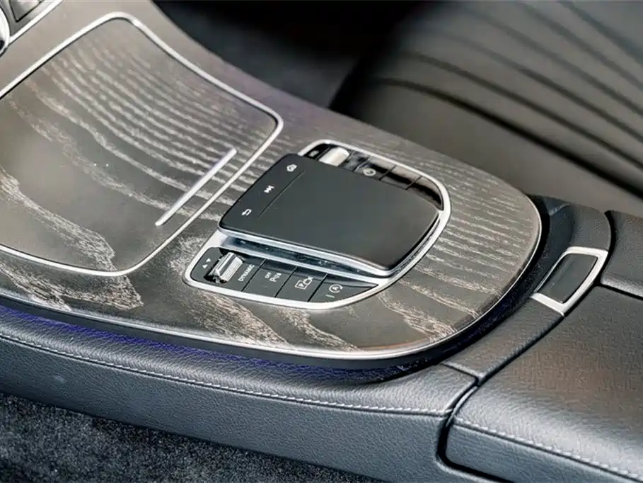 Mercedes-Benz CLS 2020 CLS 300 Luxury фото 17