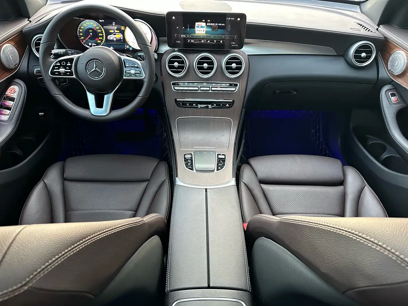 Mercedes-Benz GLC 2021 GLC 300 L 4MATIC Sporty фото 9
