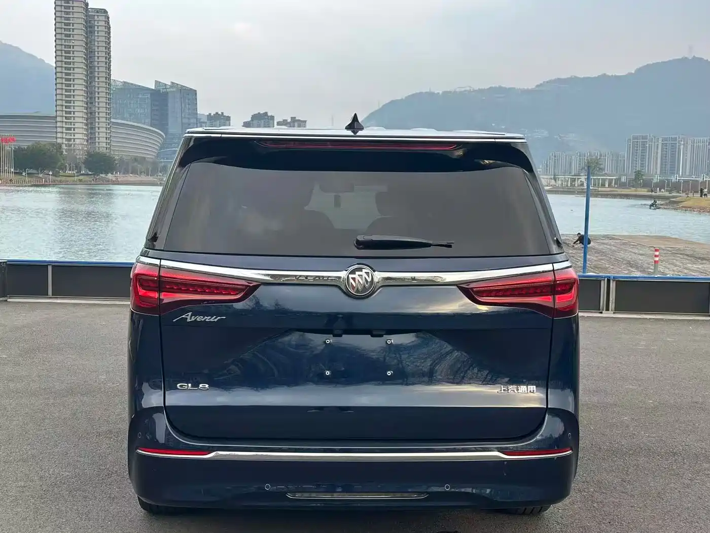 Фото 8 - Buick GL8