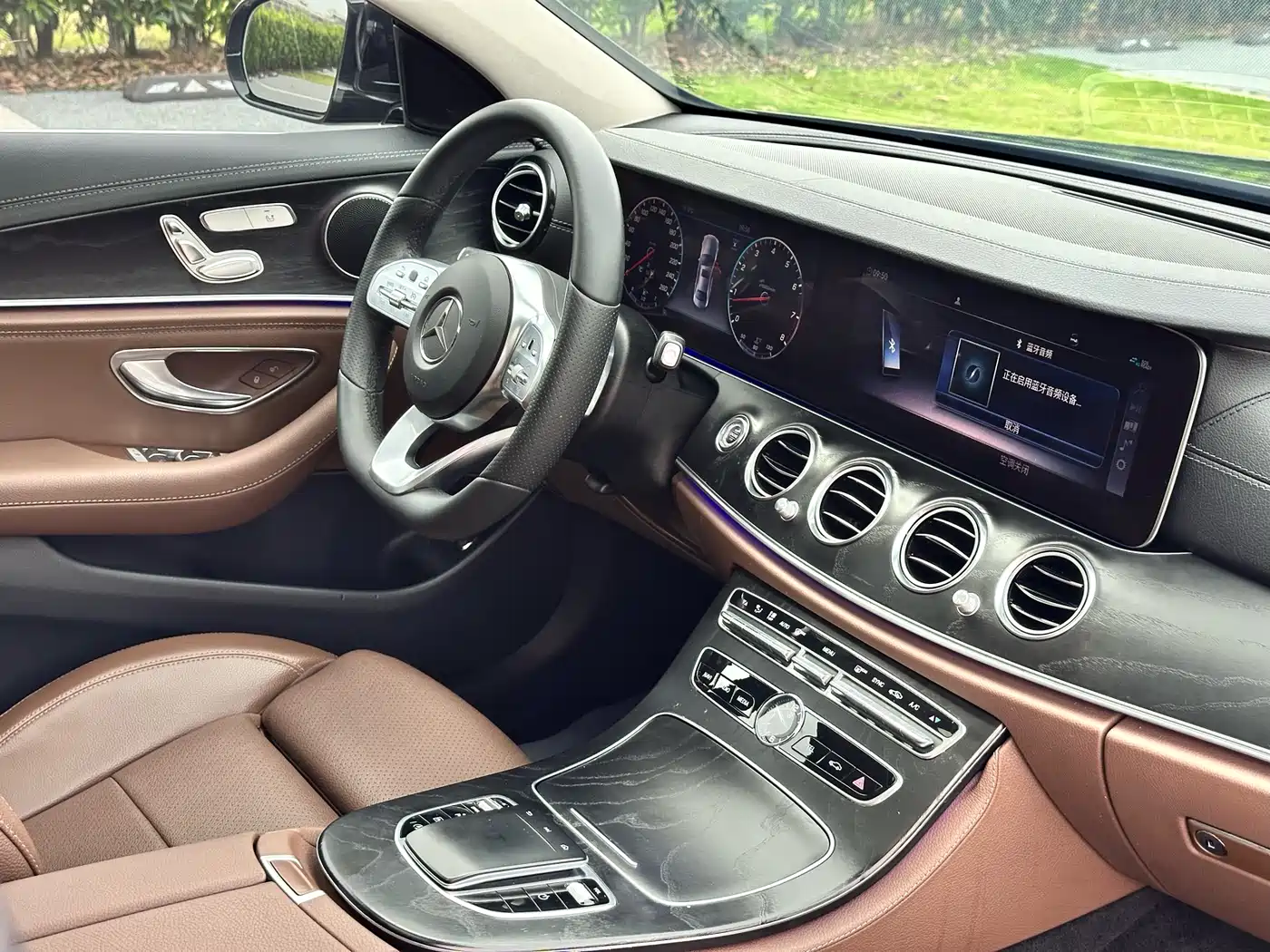 Mercedes-Benz E-Class 2019 E 200 L Sport фото 15