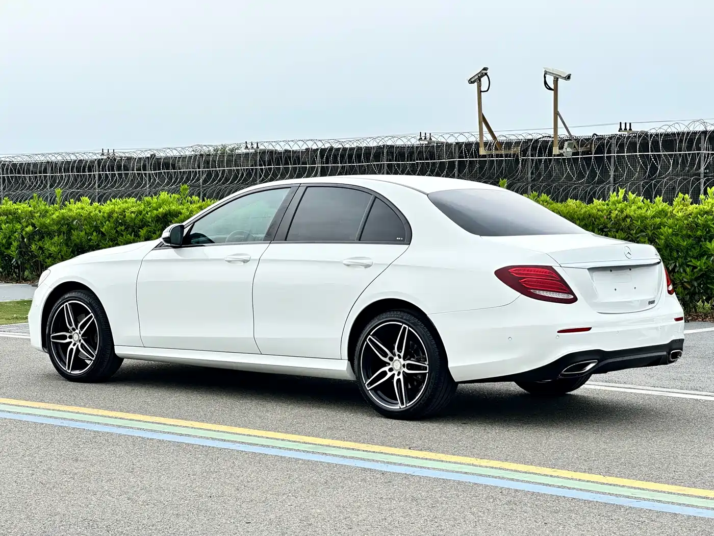 Mercedes-Benz E-Class 2018 E 200 Sport 4MATIC фото 4