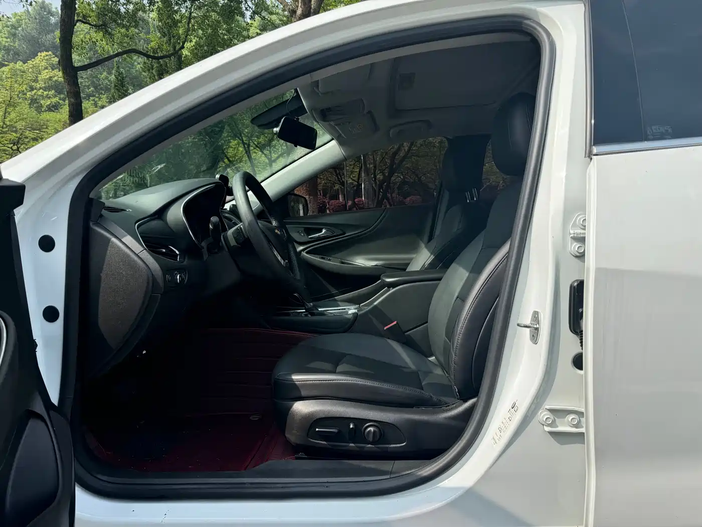 Chevrolet Malibu XL 2018 530T Auto RuiChi Edition фото 4