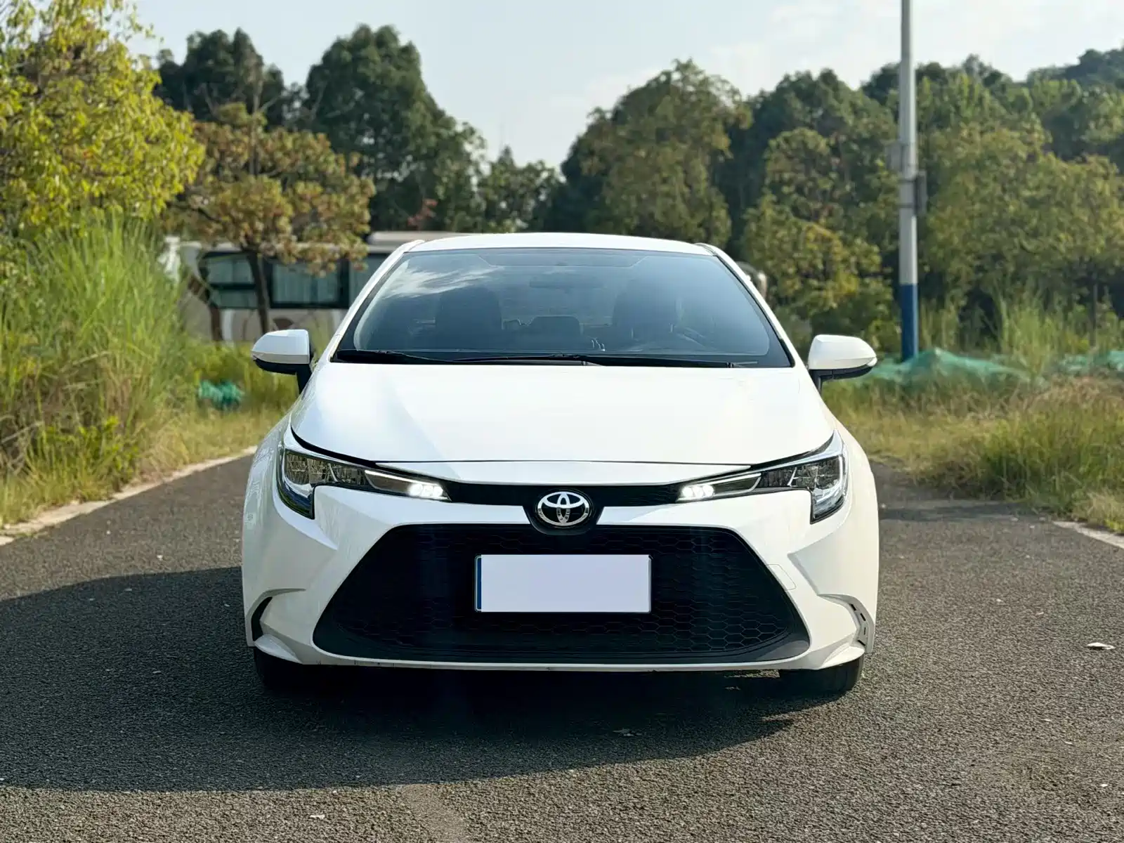 Photo 2 - Toyota Levin