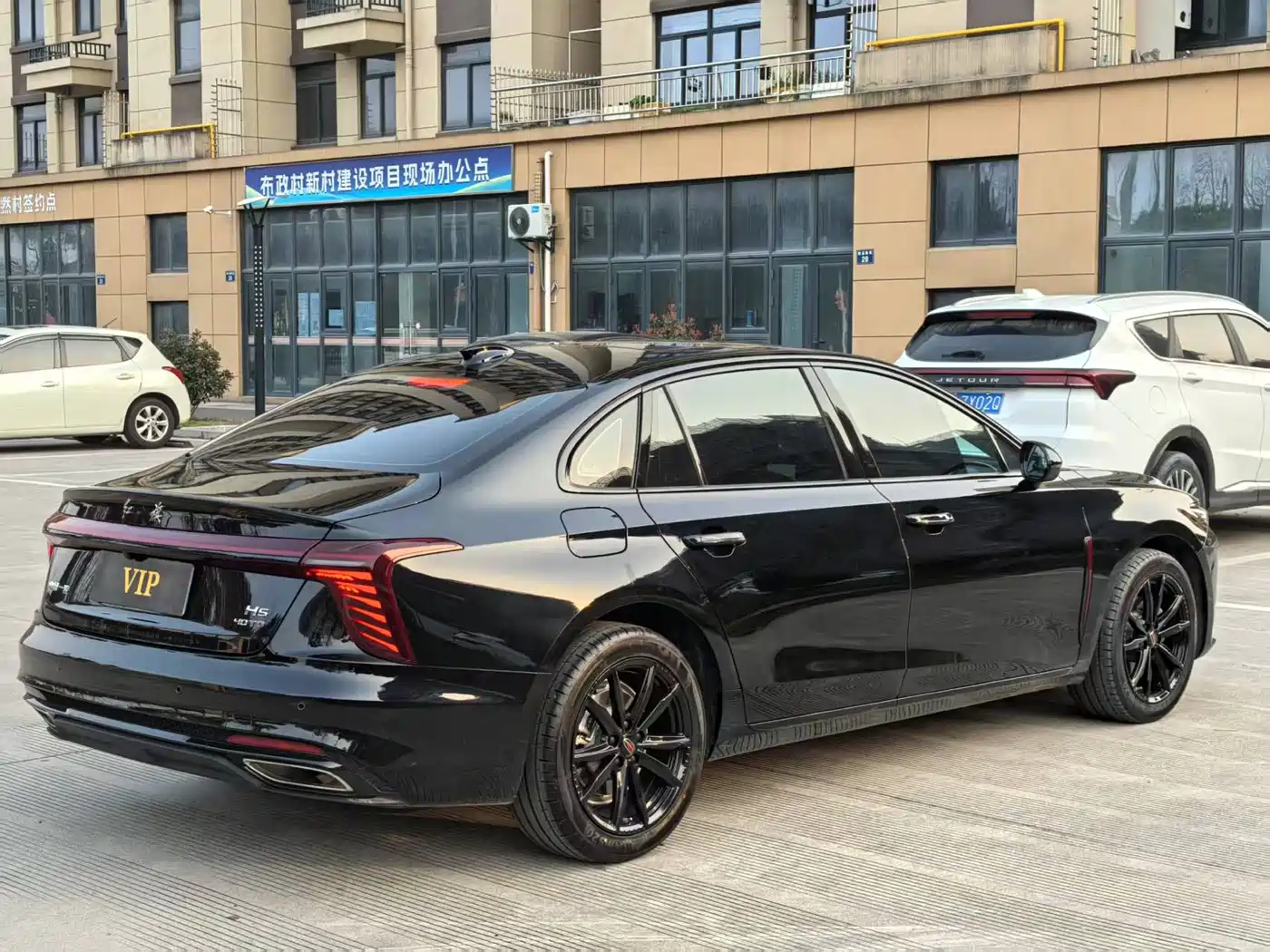Hongqi H5 2025 2.0T Automatic Mystic Shadow 2 Million Edition фото 12