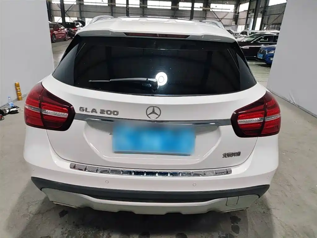 Mercedes-Benz GLA 2017 GLA 200 Dynamic фото 4