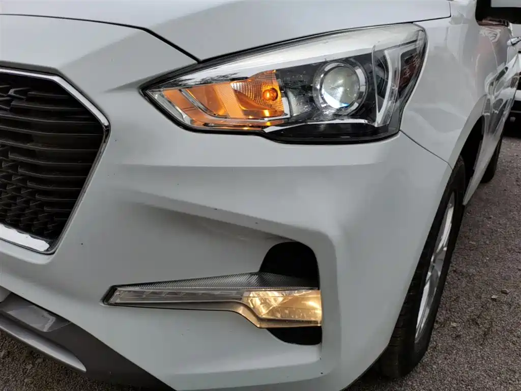 Haval M6 2017 1.5T Automatic 2WD Premium фото 23