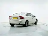 Фото 5 - Volvo S60