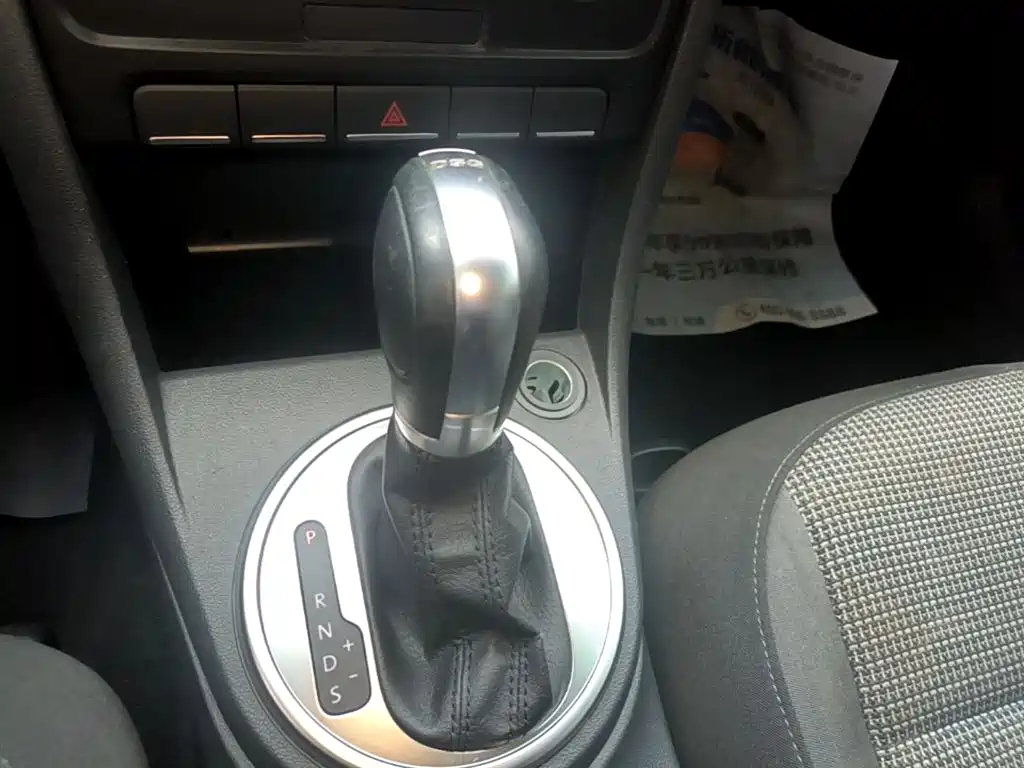 Volkswagen Beetle 2015 280TSI фото 14