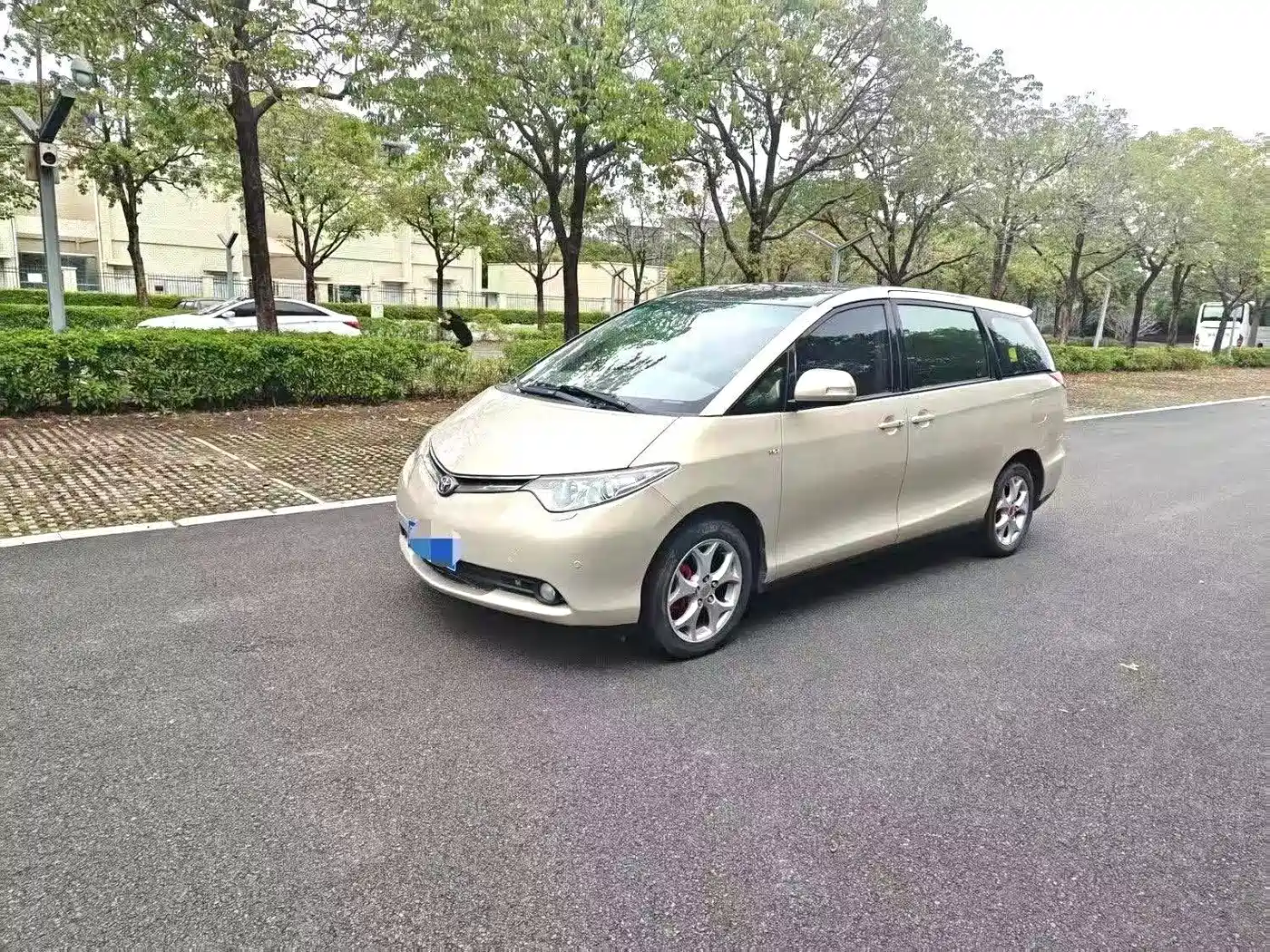 Toyota Previa 2006 2.4L 7-seater Standard