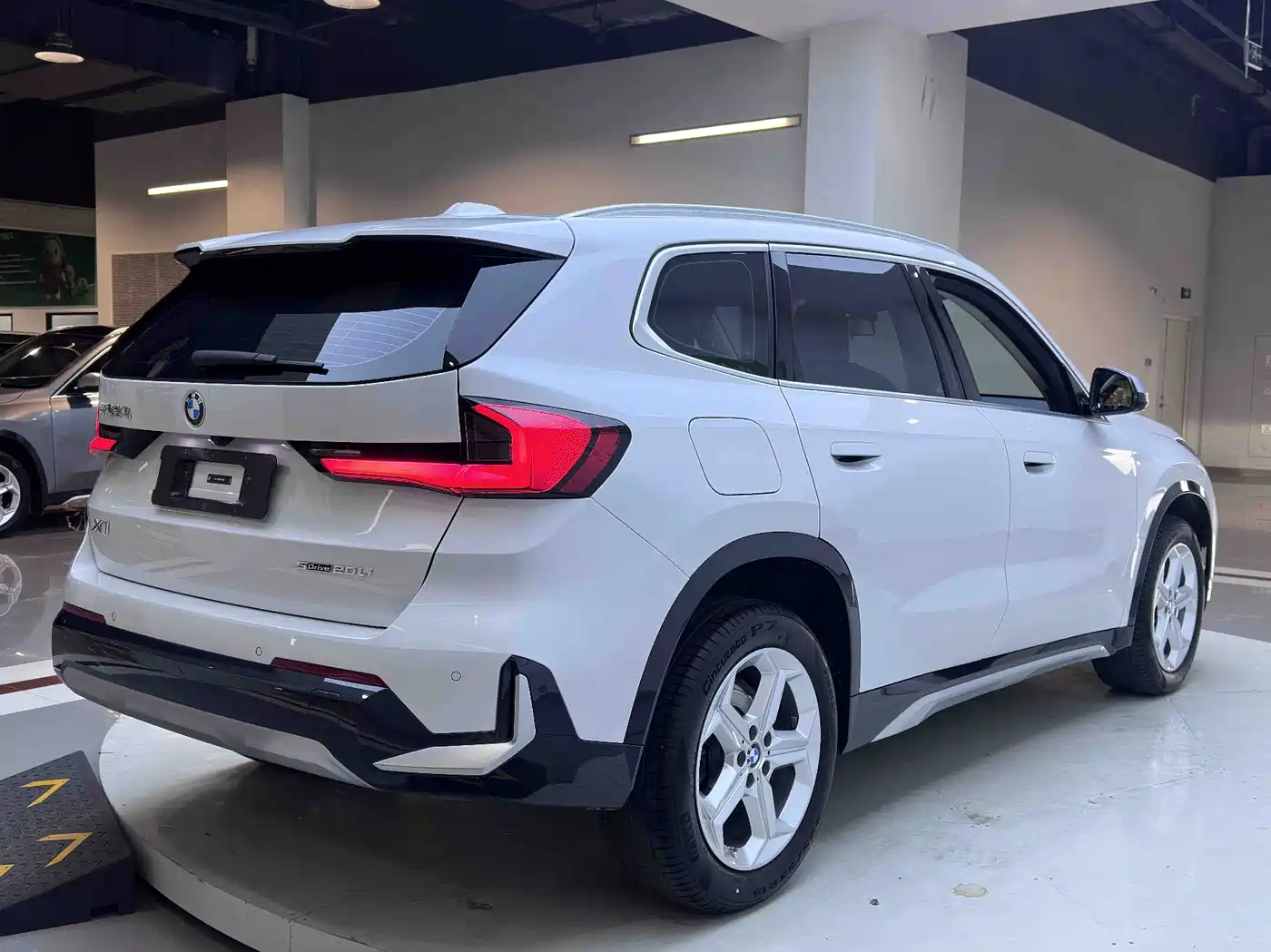 BMW X1 2023 sDrive20Li X Design Package фото 7