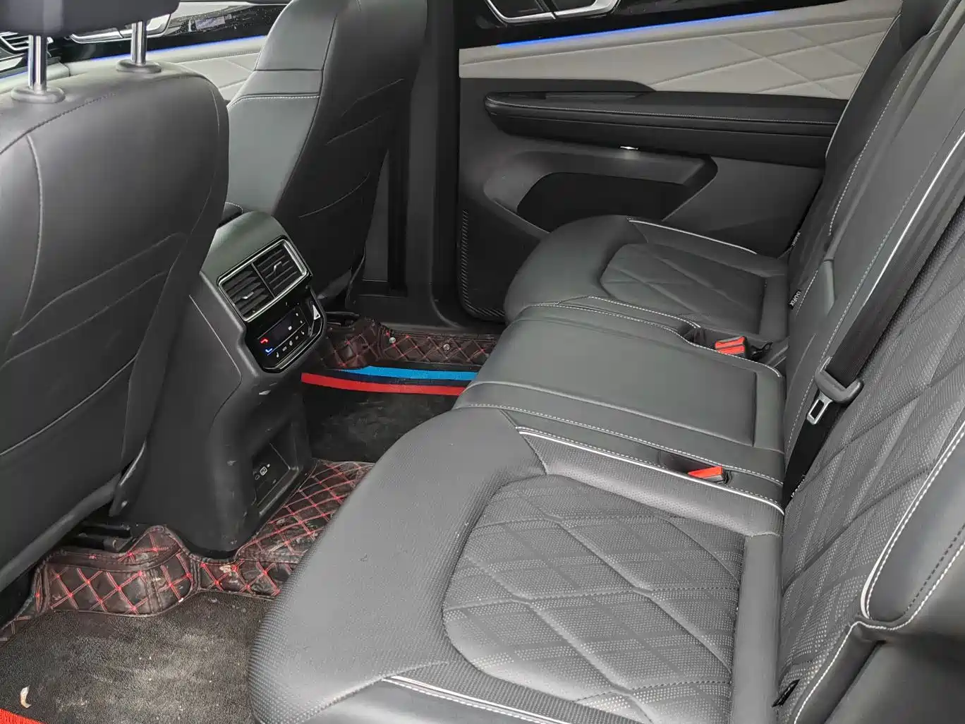 Фото 7 - Volkswagen Teramont