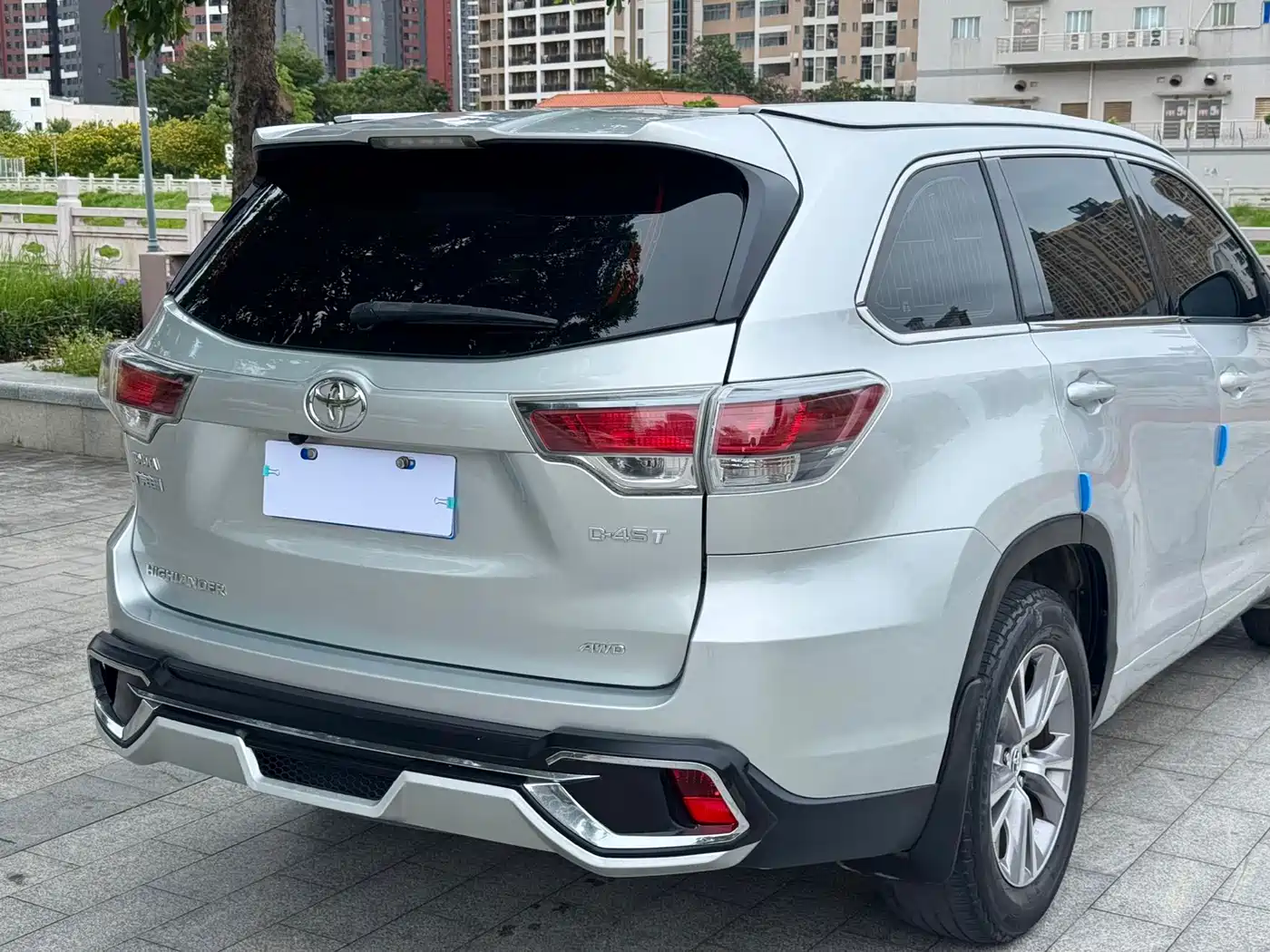 Toyota Highlander 2015 2.0T AWD Elite Edition 7-seater фото 22