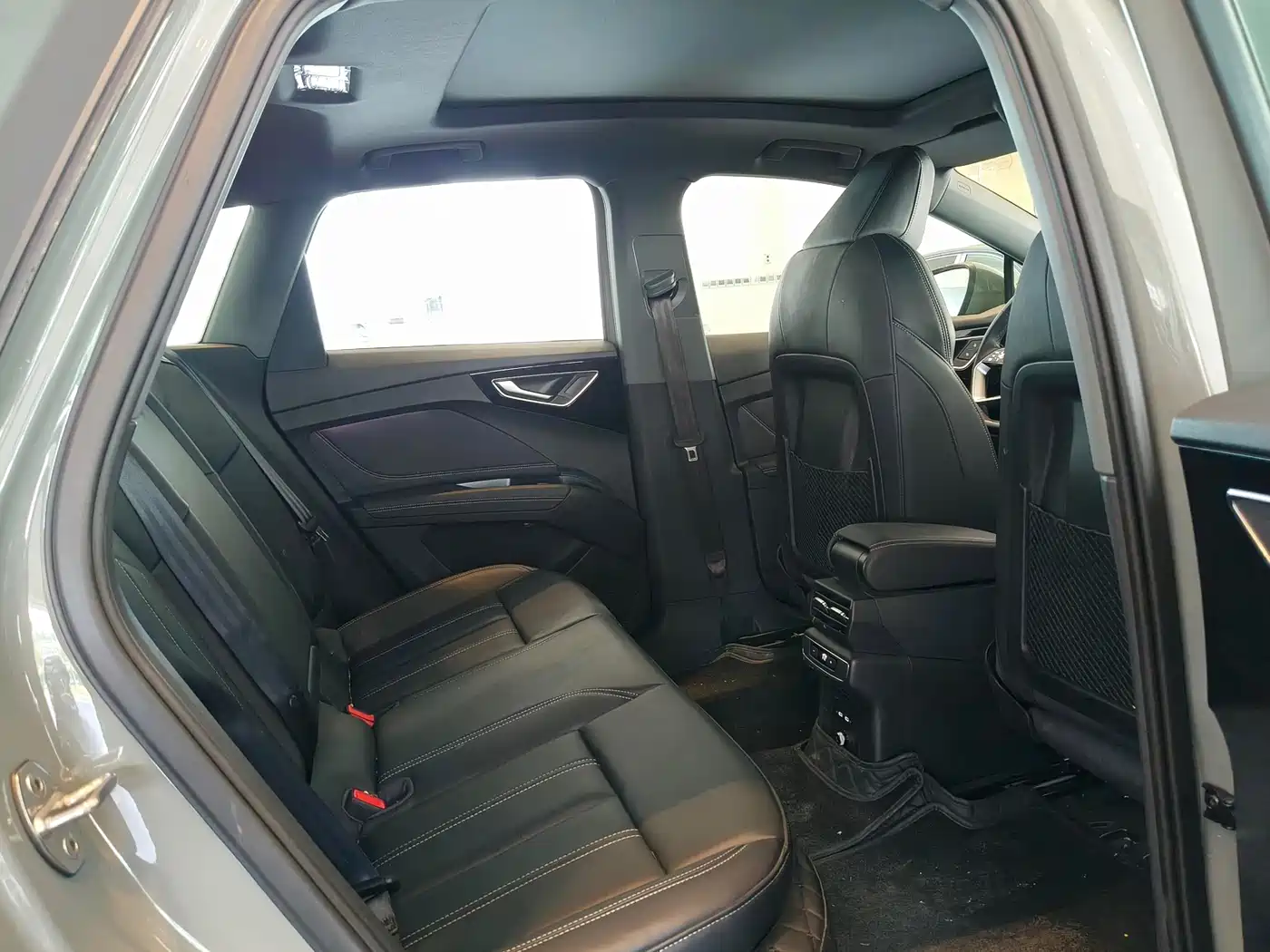 Audi Q4 e-tron 2025 2024 40 e-tron Pioneer Edition