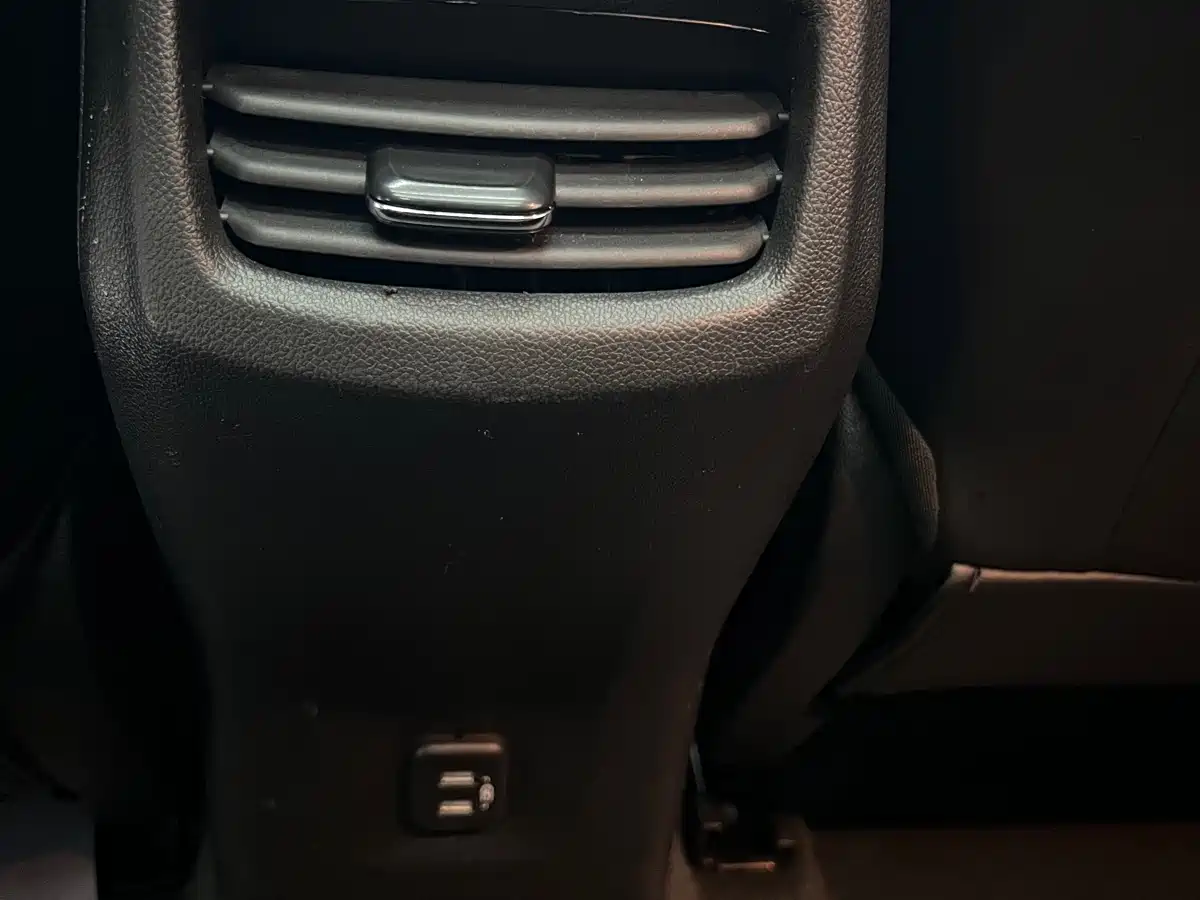 Chevrolet Orlando 2023 2020 Mild Hybrid Redline 530T Automatic Premium Edition (5+2 seater)