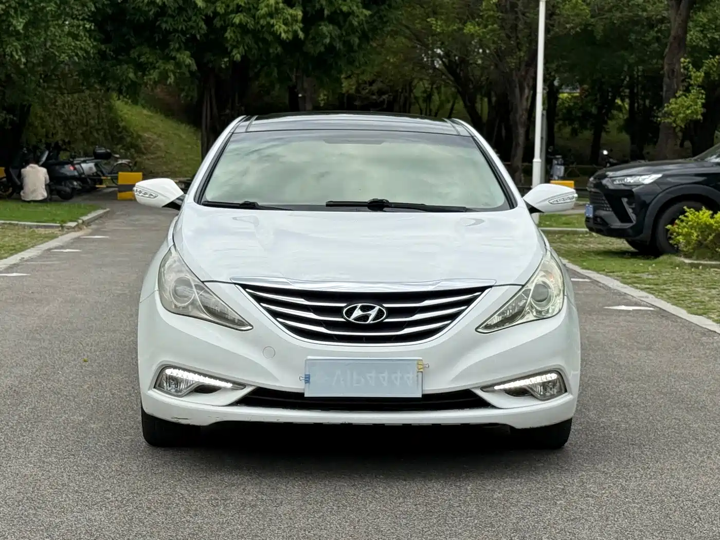Hyundai Sonata 2013 2013 Model 2.0L Automatic Leading Edition