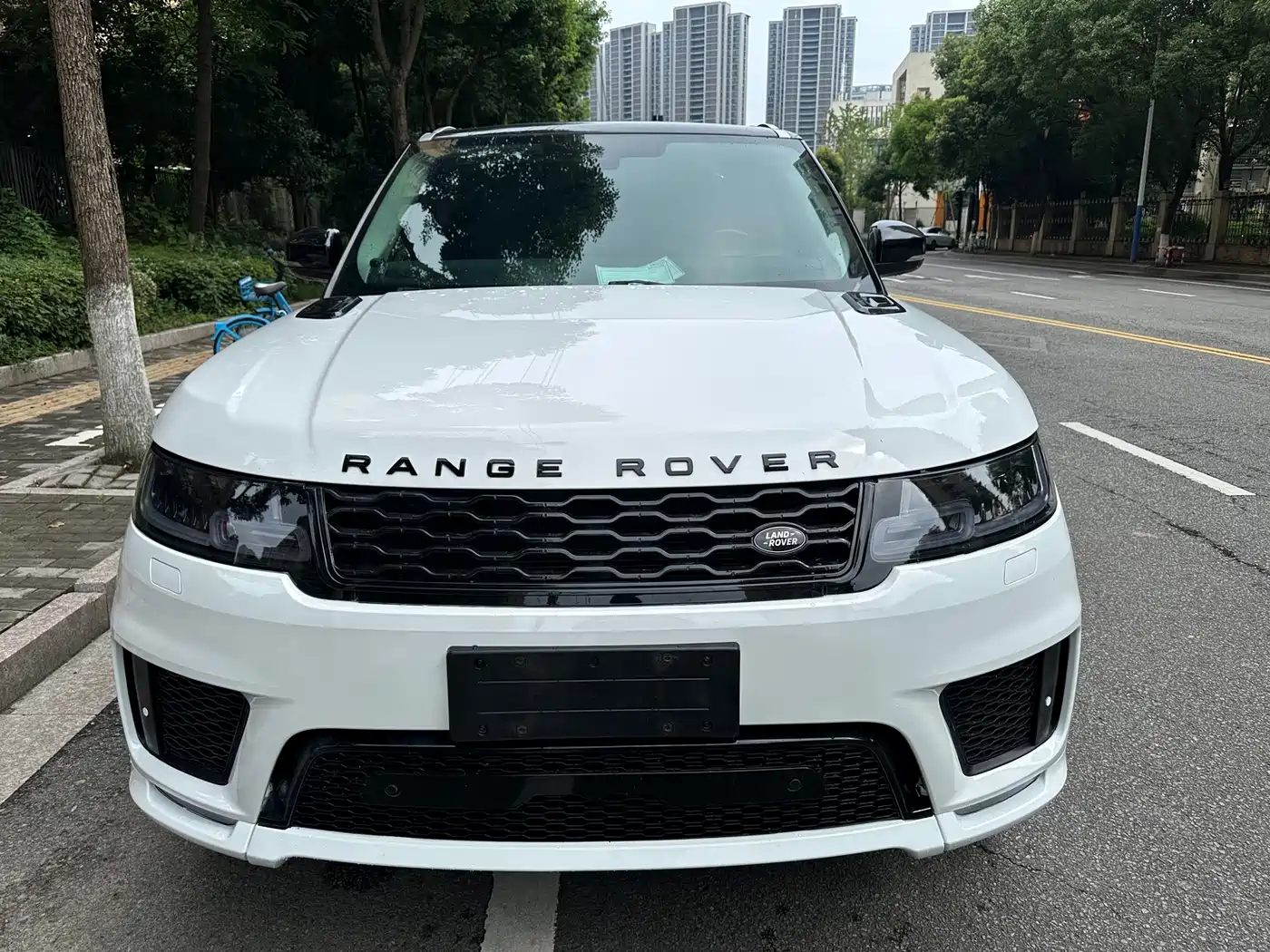 Фото 2 - Land Rover Range Rover Sport