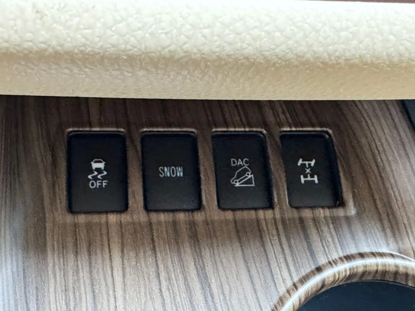 Toyota Highlander 2015 2.0T AWD Elite Edition 7-seater фото 14