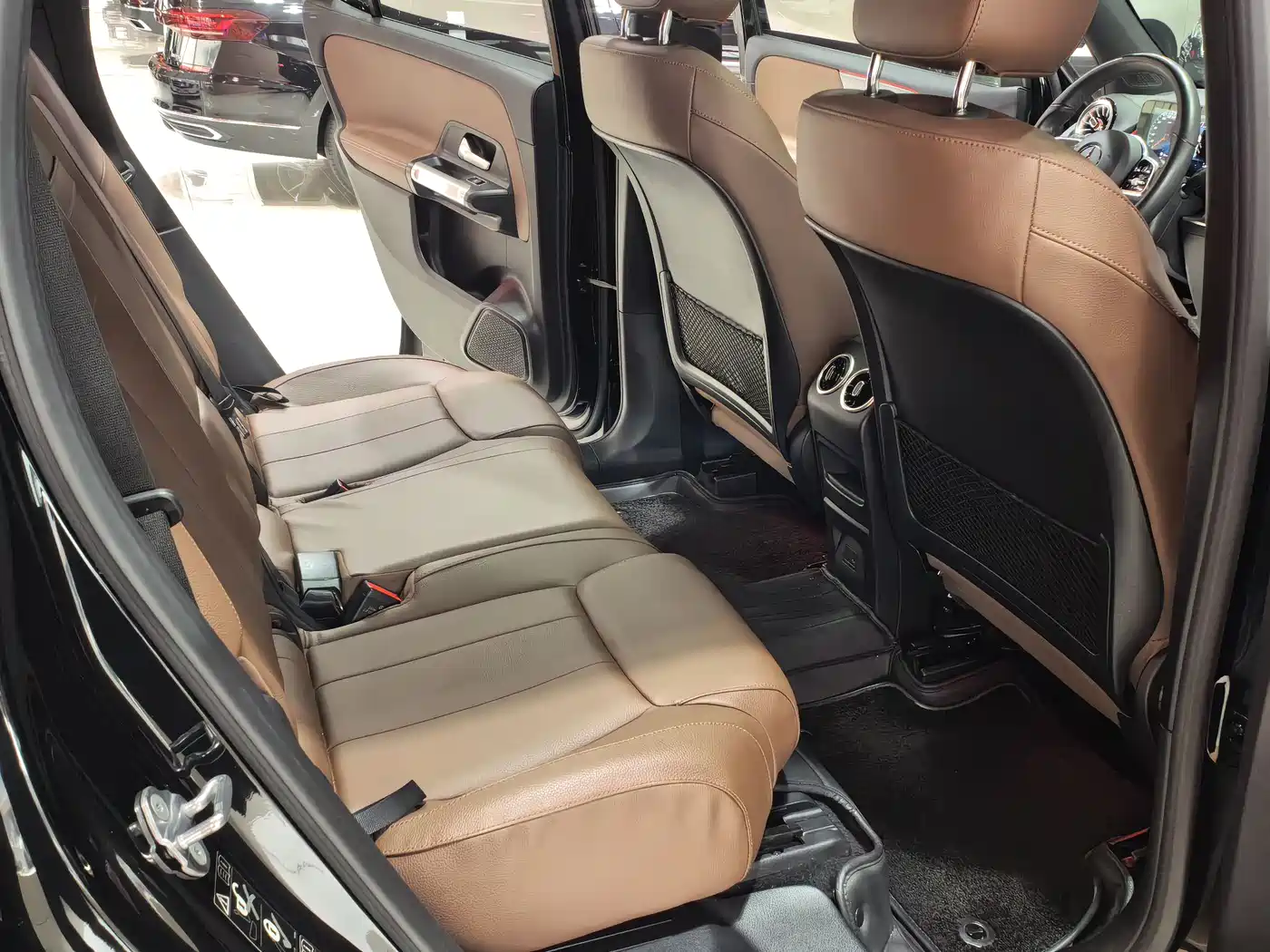 Mercedes-Benz GLB 2022 Facelift GLB 200 Fashion Style фото 11