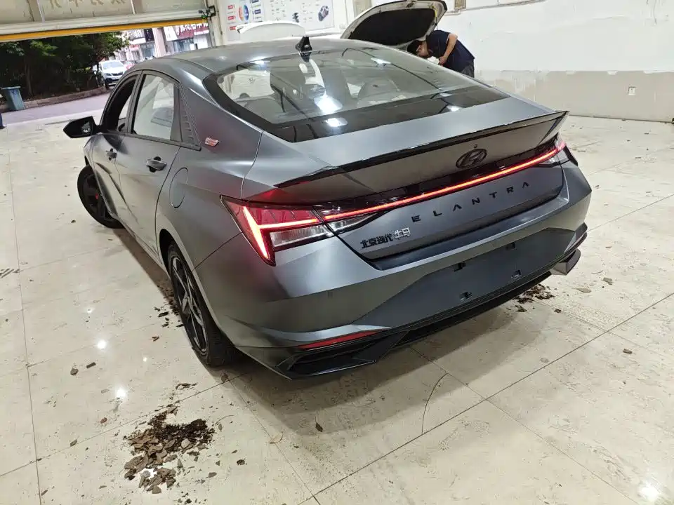 Hyundai Elantra 2022 1.5L CVT 20th Anniversary Edition фото 2