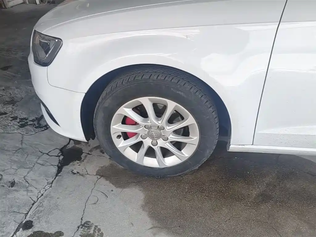 Audi A3 2014 Sportback 35 TFSI Automatic Fashion фото 23