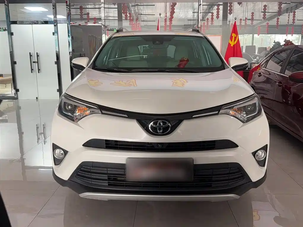 Toyota RAV4 Rongfang 2018 2.5L Automatic 4WD Elite i Edition фото 3