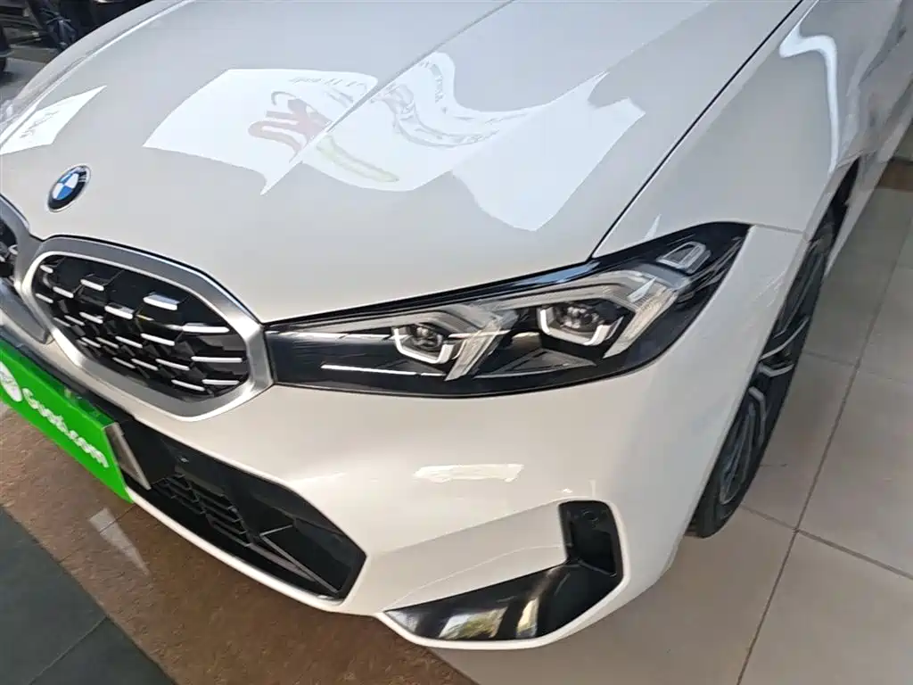 BMW 3 Series 2023 325Li M Sport Package фото 24