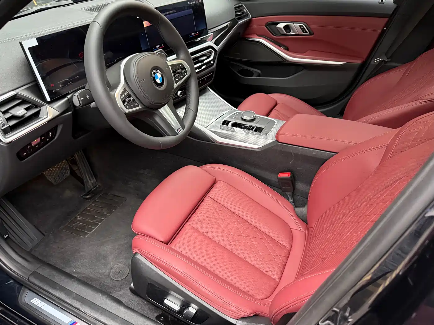 BMW 3 Series 2023 325i M Sport Black Night Package фото 7