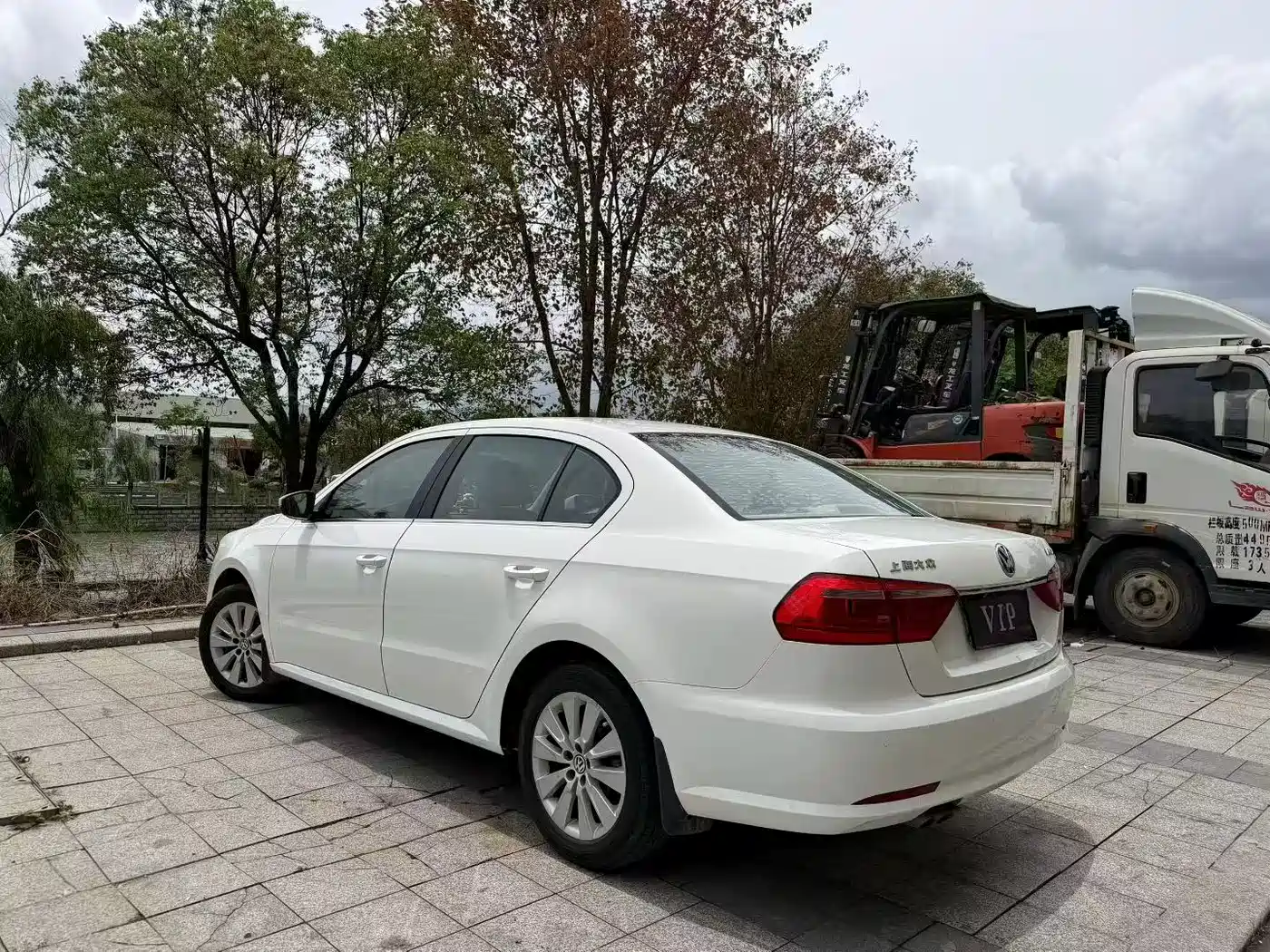 Volkswagen Lavida 2013 Facelift 1.4TSI DSG Comfort фото 9