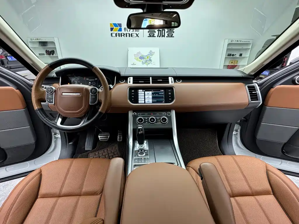 Фото 12 - Land Rover Range Rover Sport