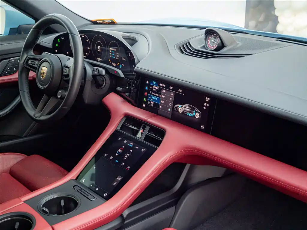 Porsche Taycan 2022 Facelift Taycan фото 23