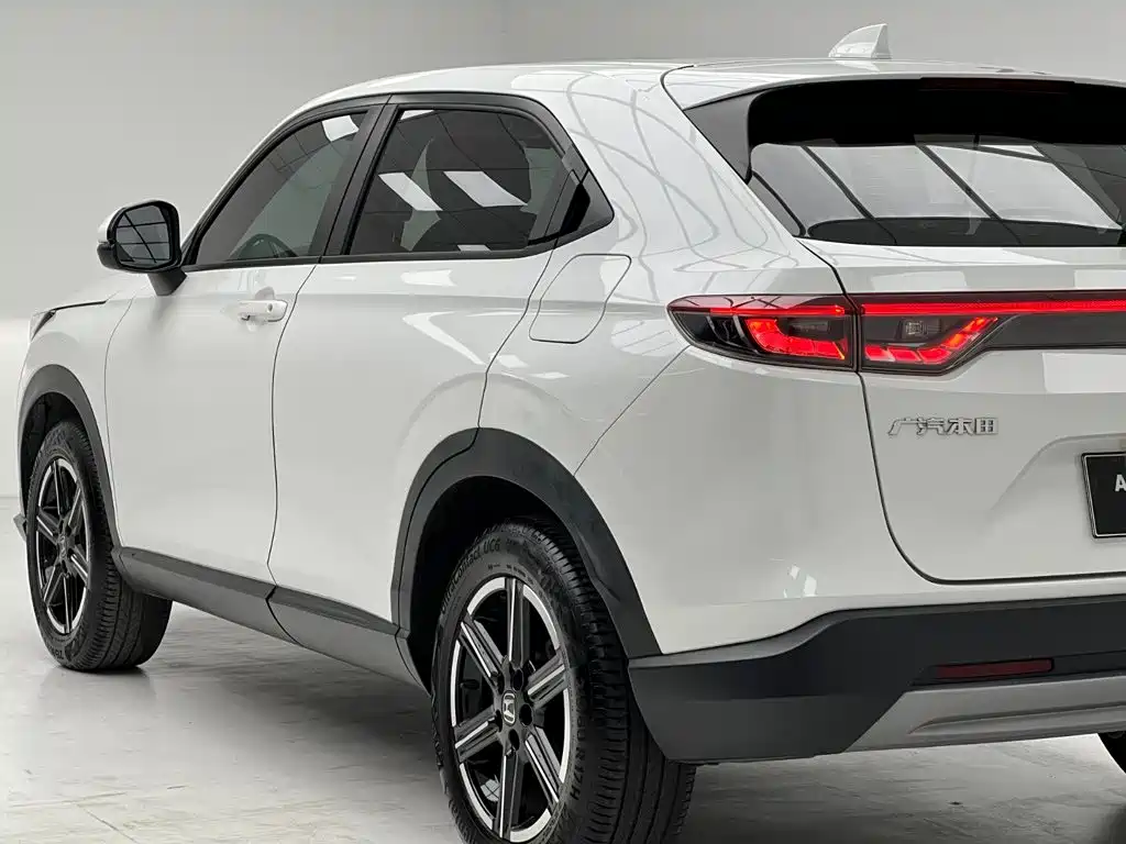 Photo 11 - Honda Vezel
